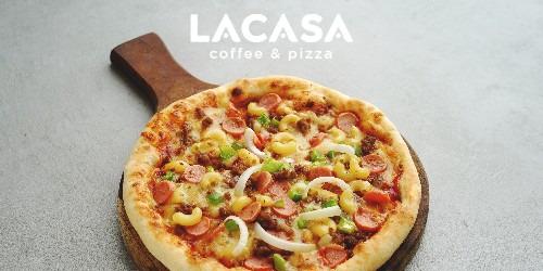 Lacasa Pizza Komi Social Space, Ak. Gani