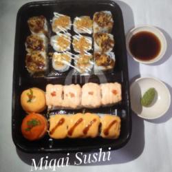 Sushi Box Platter (22pcs)