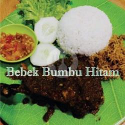 Bebek Goreng Bumbu Hitam