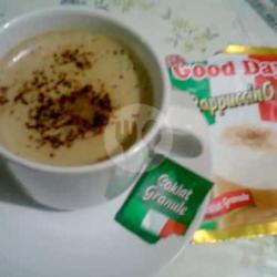 Kopi Good Day Cappucino Panas