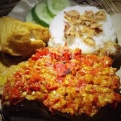 Paket Nasi Ayam Penyetan( Sambal Bawang )