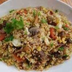 Nasi Goreng Atiampela Telur Acak