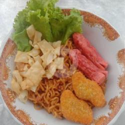 Mie Ableh Sosis Nugget