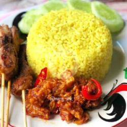 Nasi Kuning Sate Madura