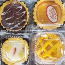 Kue Pie Mix Buah ,coklat , Nanas , Susu ,