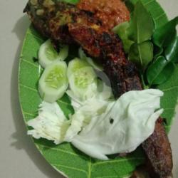 Lele Bakar Manis Pedas