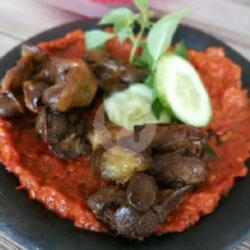 Sambal Penyetan Ati Ampela   Terong Goreng   Kol Goreng