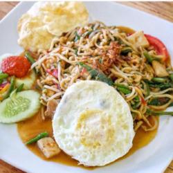 Mie Goreng Kangkung Belacan