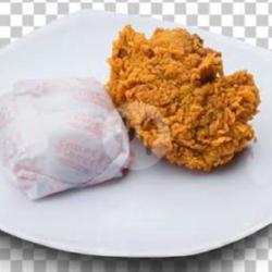 Chicken Crispy W/ Rice  Iced Drink Pink Latte