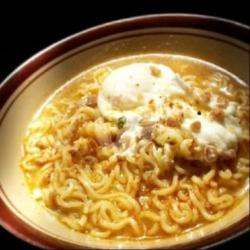 Indomie Ayam Bawang (baso Sosis)