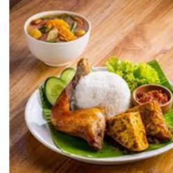 Paket Combo 2 Nasi Ayam Goreng Plus Air Mineral Cup