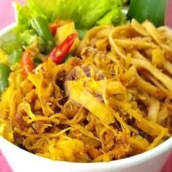 Nasi   Ayam Suwir Serundeng   Tempe   Tahu   Sambal Joss