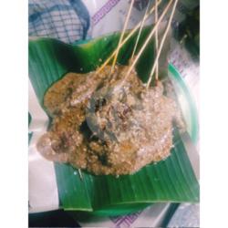 Sate Daging Sapi Kuah Kacang