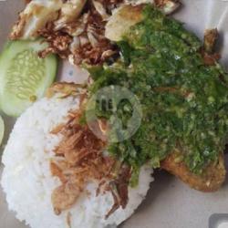 Paket Nasi Ayam Penyetan( Sambal Ijo )