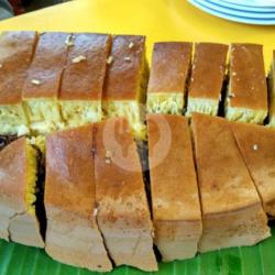 Martabak Terang Bulan Coklat Kacang Keju