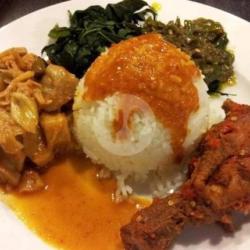 Nasi Rames Tahu Goreng Medan Ayam Bakar