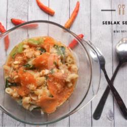 Seblak Makaroni Kerupuk