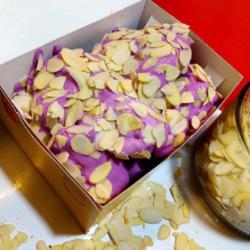 Pisang Rasa : Taro   Almond