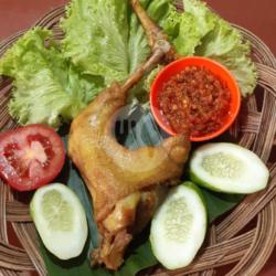 1  Paha  Ayam Goreng Lalap Sambal