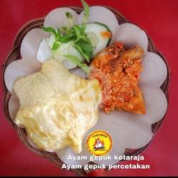 Ayam Gepuk Telur Dadar