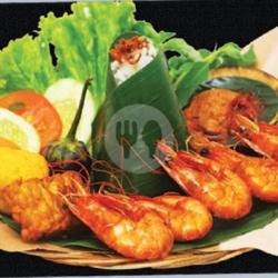 Nasi Uduk Sate Udang Goreng / Bakar