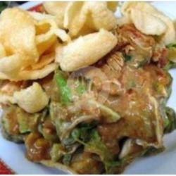Gado Gado Lontong