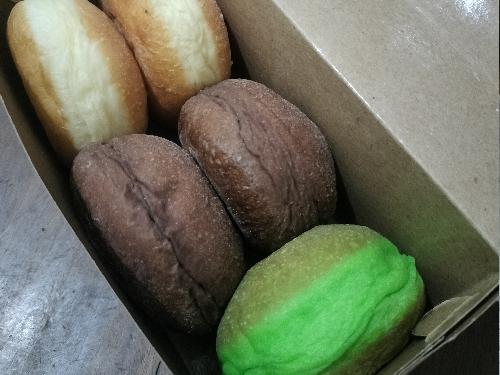 Donat & Es Teh Gili, Depan Pasar Oro-oro Dowo