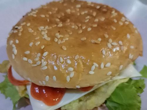 Burger Azfar, Bumi Citra Lestari