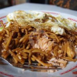 Mie Krengsengan Nasi Putih Pedas