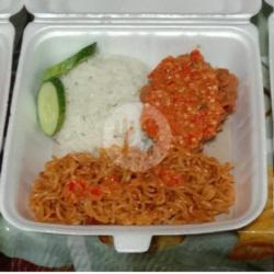 Nasi   Mie Goreng   Ayam Geprek