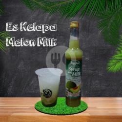 Es Kelapa Sirup Melon Milk