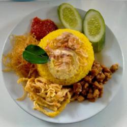 Nasi Kuning Tumpeng Nikmat