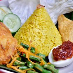 Nasi Kuning Khas Bambusae