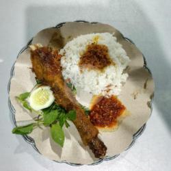 Nasi Kepala Tahu Tempe