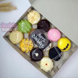 Donat Mini Isi 12   Papan Coklat Tulis