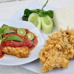 Nasi Lalapan Ayam Krispy