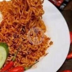 Mie Goreng Rasa Ayam Geprek