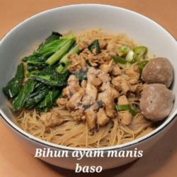 Bihun Ayam Manis Baso