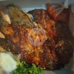 Gurami Bakar Pedas Manis 500gr(ikan Belah Bakar)