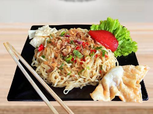 Mie Goyang Metro, (Bryan Foodstreet)