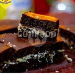 Keju Coklat Hitam Manis