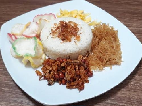Twin Food Nasi Kuning & Uduk ibu ika, jln baranangsiang