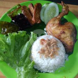 Nasi Uduk Ayam Penyet Sambal Kecap