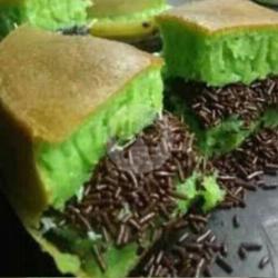 Martabak Coklat Pandan Free Kopi Hitam Kapal Api