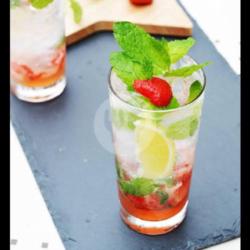 Virgin Strawberry Mojito