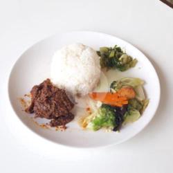 Nasi   Daging Sapi Rendang   Sayur