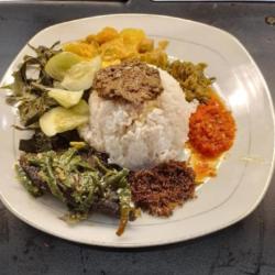 Nasi Rames Dendeng Balado Hijau