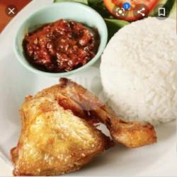 Paket Ayam Goreng Mantap