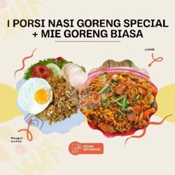 1 Porsi Nasgor Special   Mie Goreng Biasa