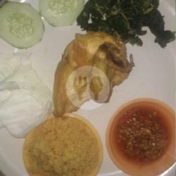 Nasi Dada Menthok   Lalapan   Sambel